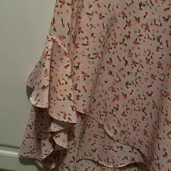 Target Pink Floral Ruffle Blouse - Picture 3 of 3
